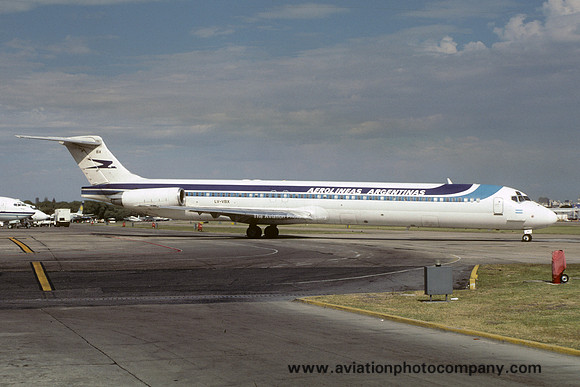 Aerolineas Argentinas McDonnell Douglas MD-88 LV-VBX (2000)