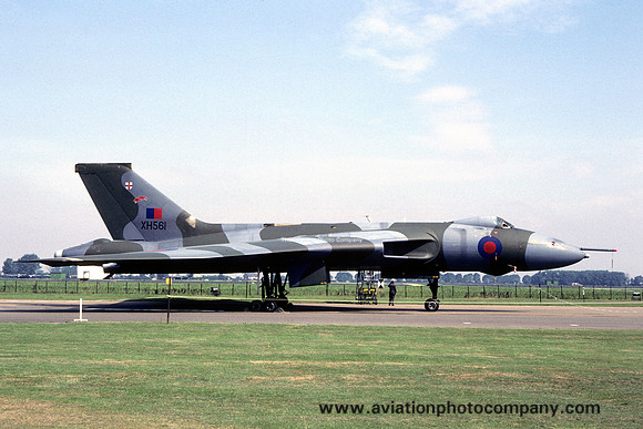 RAF 50 Squadron Avro Vulcan B(K).2 XH561 (1982)