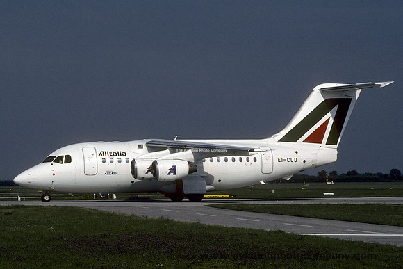 Alitalia/Azzurra BAE 146 RJ-70 EI-CUO at Munich (2000)