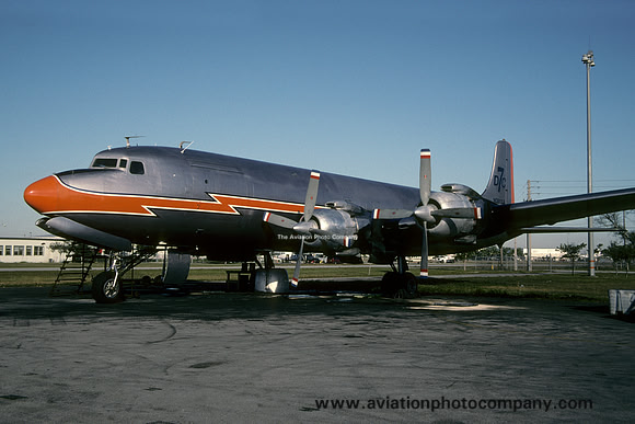 Douglas DC-7C N381AA (2000)