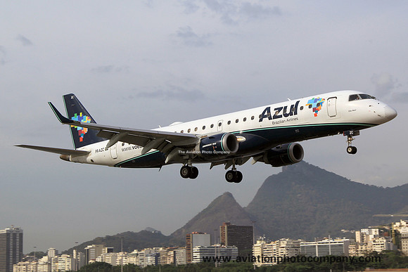 Azul Embraer ERJ-190 PR-AZC (2015)
