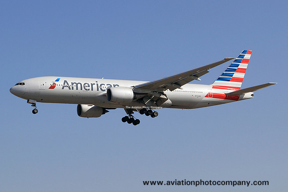 American Airlines Boeing 777-200ER N752AN at Los Angeles IAP (2014)