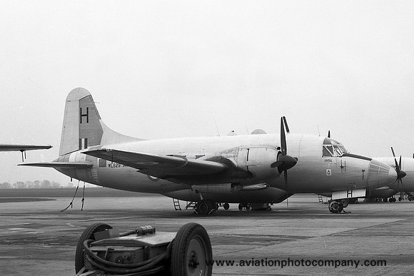 RAF 5 FTS Vickers Varsity T.1 WL629/H at RAF Oakington (1968)
