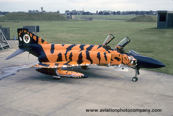 RAF 74 Squadron McDonnell F-4M Phantom FGR.2 XV404 (1992)