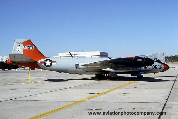 USAF Vermont ANG 134 DSES Martin EB-57B Canberra 52-1564 (1978)