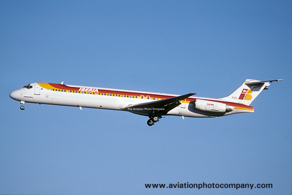 Iberia McDonnell Douglas MD-88 EC-FOG (2000)