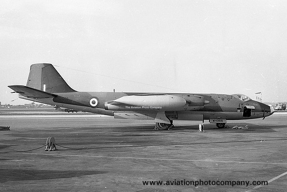 RAF 45 Squadron English Electric Canberra B.15 WH966 at RAF Luqa (1970)