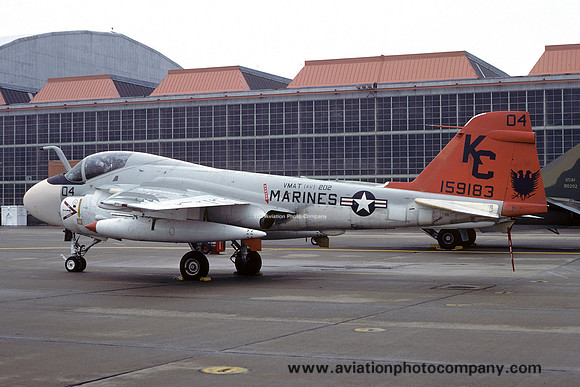 USMC VMAT(AW)-202 Grumman A-6E Intruder 159183/KC-04 (1977)