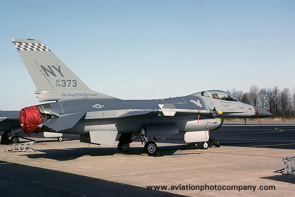 USAF New York ANG 138 TFS General Dynamics F-16A Fighting Falcon 79-0373/NY (1992)