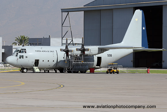 Chilean Air Force Grupo 10 Lockheed C-130B Hercules 998 (2016)