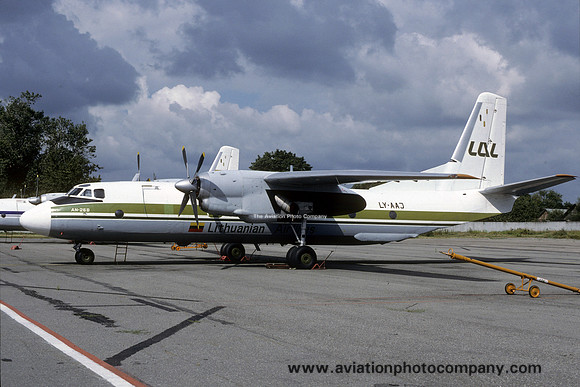 Lithuanian Airlines Antonov An-26B LY-AAJ (1994)