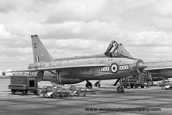 RAF 29 Squadron English Electric Lightning F.3 XR718/C (1968)