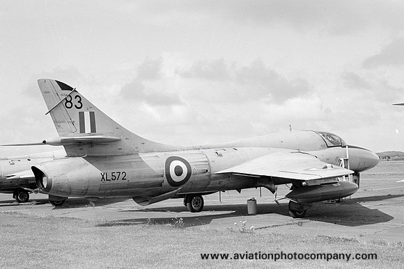RAF 229 OCU Hawker Hunter T.7 XL572/83 (1969)