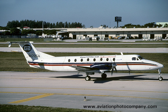 Gulfstream International Beech 1900C N172GA (2000)