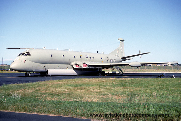 RAF 206 Squadron Hawker Siddeley Nimrod MR.2P XV229 (1993)