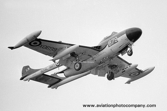 Royal Navy 750 Squadron De Havilland Sea Venom FAW.21 XG699 (1967)