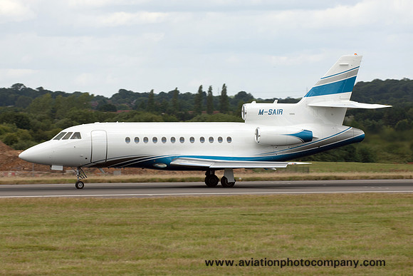 Dassault Falcon 900 M-SAIR at Luton (2015)