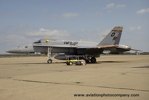 US Marines VMFA-312 McDonnell Douglas F/A-18C Hornet 164276/DR-10 (1992)