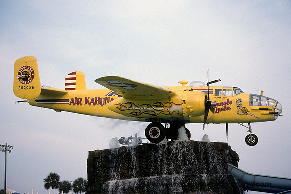 North American B-25 Mitchell '362436' at the Air Kahuna Water Park (1998)