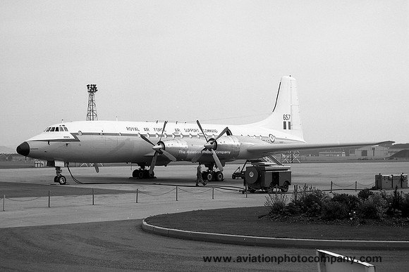 RAF 99/511 Squadron Bristol Britannia C.1 XL657 (1967)