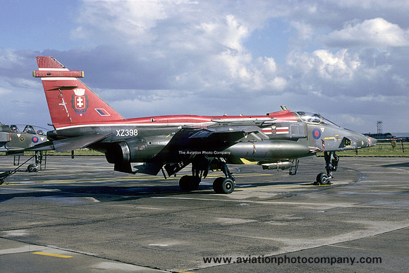 RAF 41 Squadron Sepecat Jaguar GR.1 XZ398 (1993)