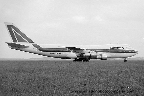 Aliatalia Boeing 747-200 I-DEMB (1978)