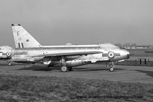 RAF 5 Squadron English Electric Lightning F.6 XS924/E with Maltese cross marks (1968)