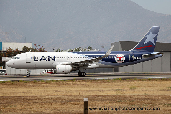 LAN Chile Airbus A320-200 CC-BFS (2015)