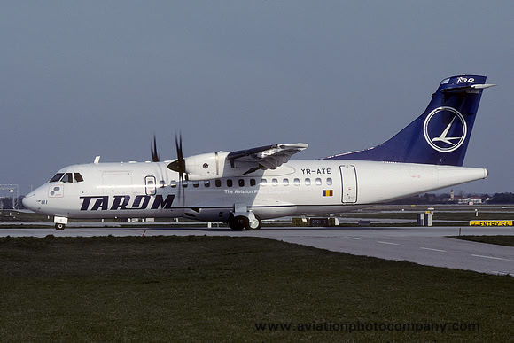 Tarom ATR-42-500 YR-ATE (2000)