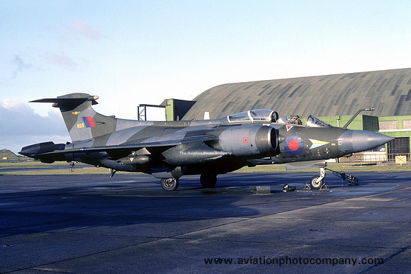 RAF 208 Squadron Blackburn Buccaneer S.2 XV865 (1982)