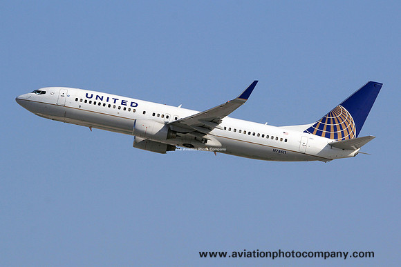 United Airlines Boeing 737-800 N78511 at Los Angeles IAP (2014)