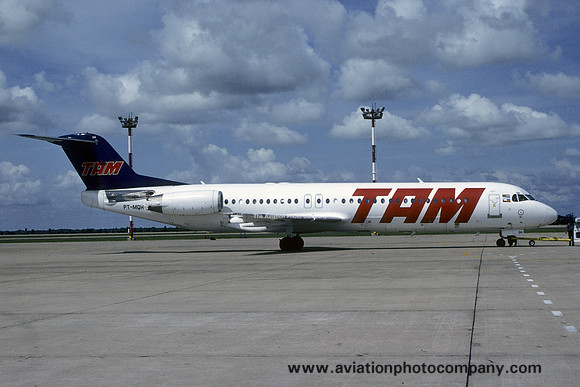 TAM Fokker F-100 PT-MQH (2000)