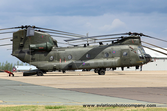 RAF Odiham Wing Vertol Chinook HC.4 ZA720/AW at Odiham (2015)