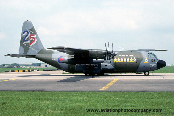RAF Lyneham Transport Wing Lockheed C-130K Hercules C.1P XV292 (1993)