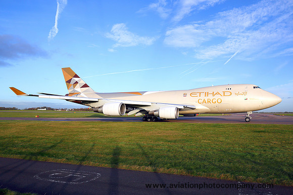 Etihad Cargo (Atlas Air) Boeing 747-400F N476MC at East Midlands (2015)