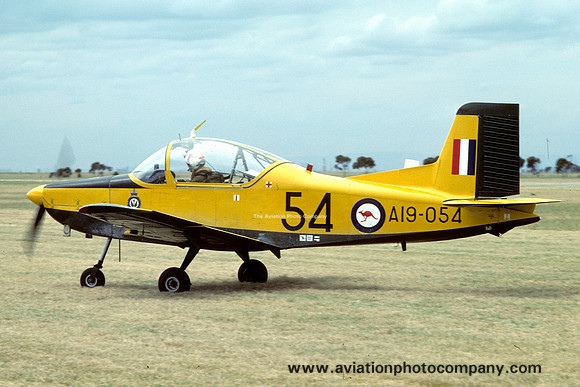RAAF 1 FTS Victa Airtourer CT-4 A19-054 (1977)