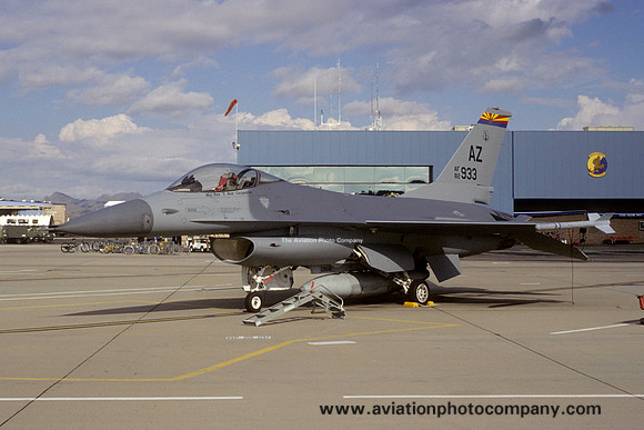 USAF Arizona ANG 162 FW GD F-16A Fightng Falcon 82-0933/AZ (2000)