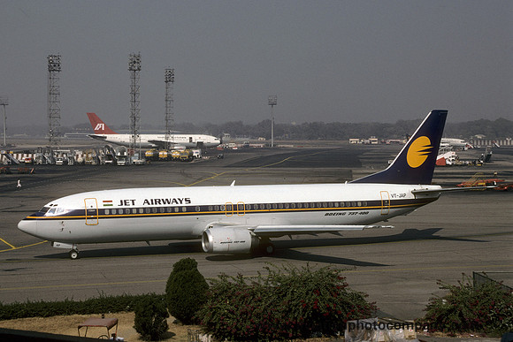 Jet Airways Boeing 737-400 VT-JAP (1999)