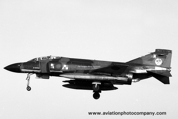 RAF 92 Squadron McDonnell F-4M Phantom FGR.2 XV412/W (1979)