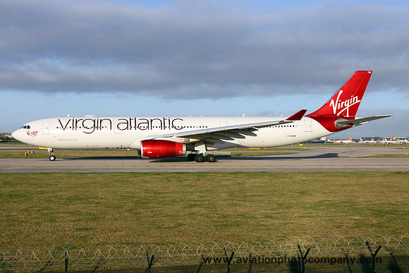 Virgin Atlantic Airbus A330-300 G-VGEM at Manchester (2015)