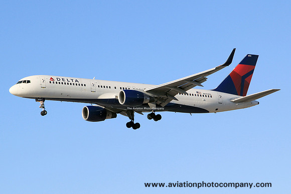 Delta Airlines Boeing 757-200 N693DL at Los Angeles IAP (2014)
