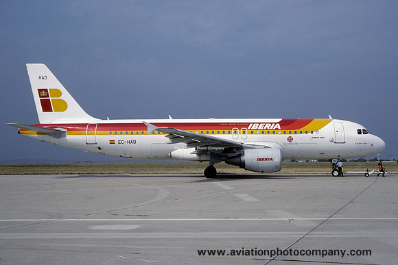 Iberia Airbus A320-200 EC-HAD (1999)