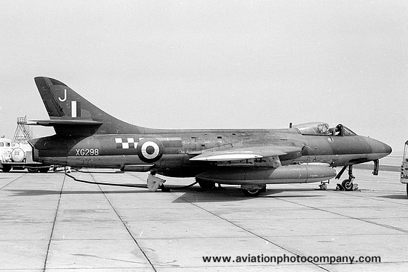 RAF 43 Squadron Hawker Hunter FG.9 XG298 (1966)
