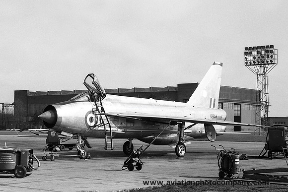 RAF 56 Squadron English Electric Lightning F.3 XP753 (1968)