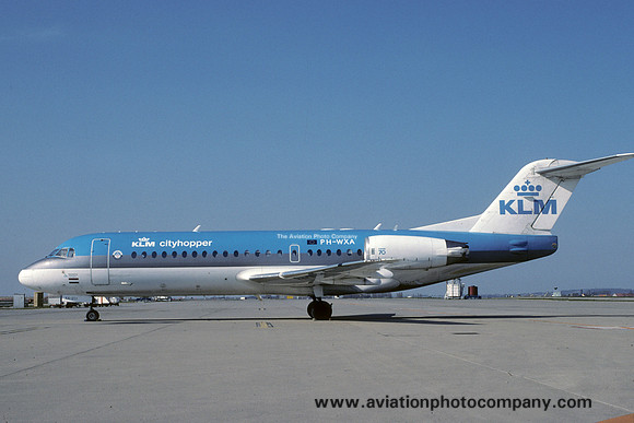 KLM Cityhopper Fokker F-70 PH-WXA (2000)