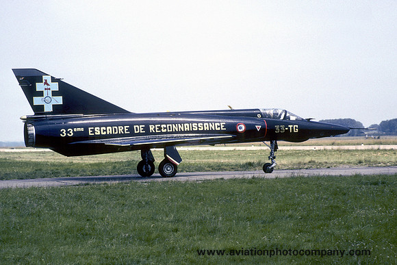 French Air Force ER33 Dassault Mirage 3R 358/33-TG (1988)