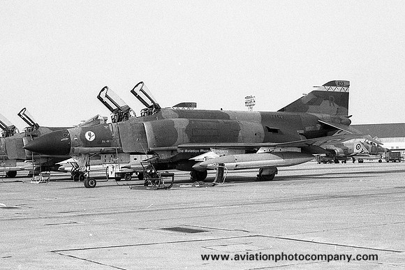 RAF 6 Squadron McDonnell F-4M Phantom FGR.2 XV423/R (1974)