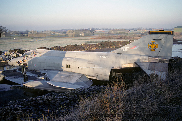 RAF McDonnell F-4K Phantom FG.1 XT874 dumped at RAF Wattisham (1992)