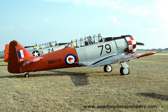 North American T-6G Texan N111PB (1980)