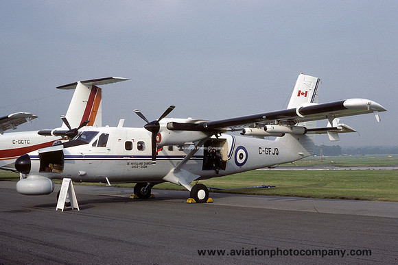 DHC-6-300 Twin Otter C-GFJQ (1982)